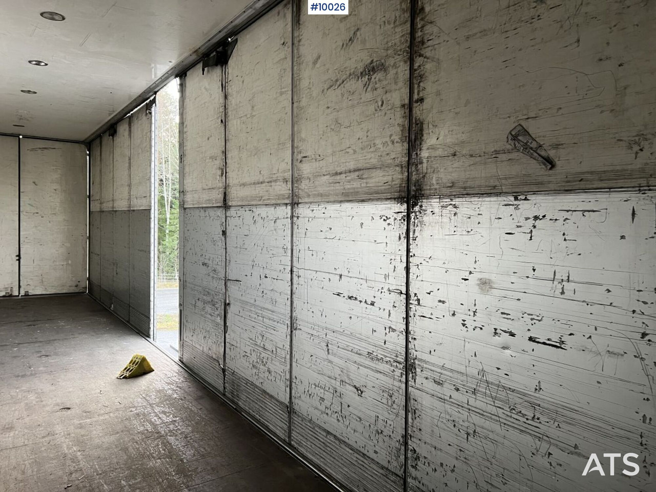 Remorque fourgon LIMETEC VPU 438 Box Trailer: photos 15 Remorque fourgon LIMETEC VPU 438 Box Trailer: photos 15