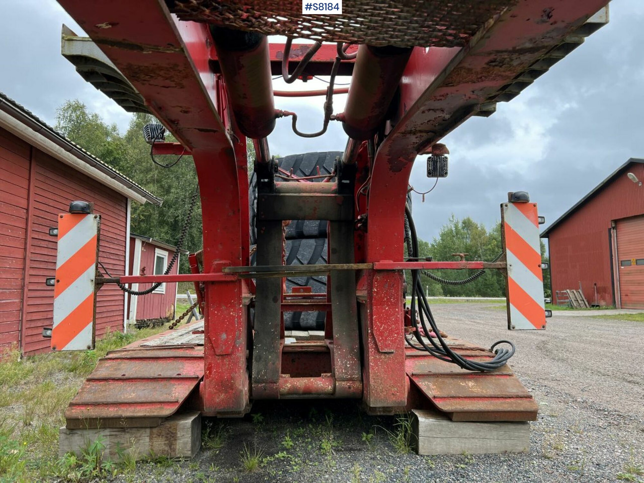 Machine trailer VM Trailer-52-4-PNKSSEO - Semi-remorque surbaissé: photos 4 Machine trailer VM Trailer-52-4-PNKSSEO - Semi-remorque surbaissé: photos 4