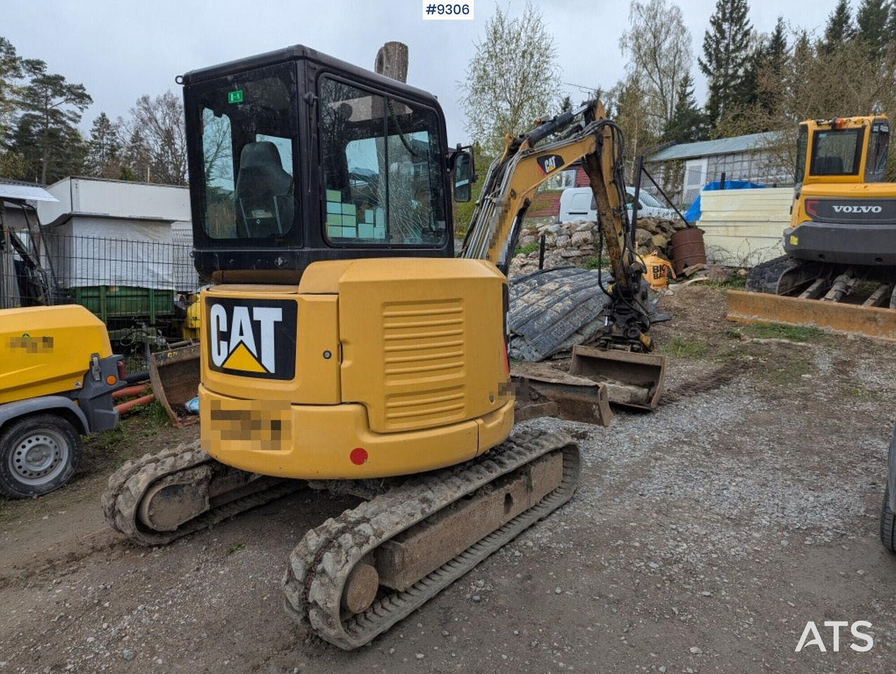 Mini excavator Cat 303.5E CR with tiltrotator and attachments (See Video) - Mini pelle: photos 3 Mini excavator Cat 303.5E CR with tiltrotator and attachments (See Video) - Mini pelle: photos 3