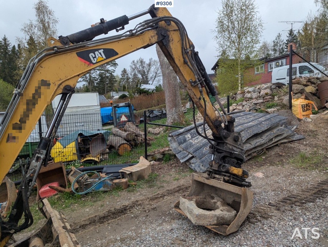 Mini excavator Cat 303.5E CR with tiltrotator and attachments (See Video) - Mini pelle: photos 4 Mini excavator Cat 303.5E CR with tiltrotator and attachments (See Video) - Mini pelle: photos 4