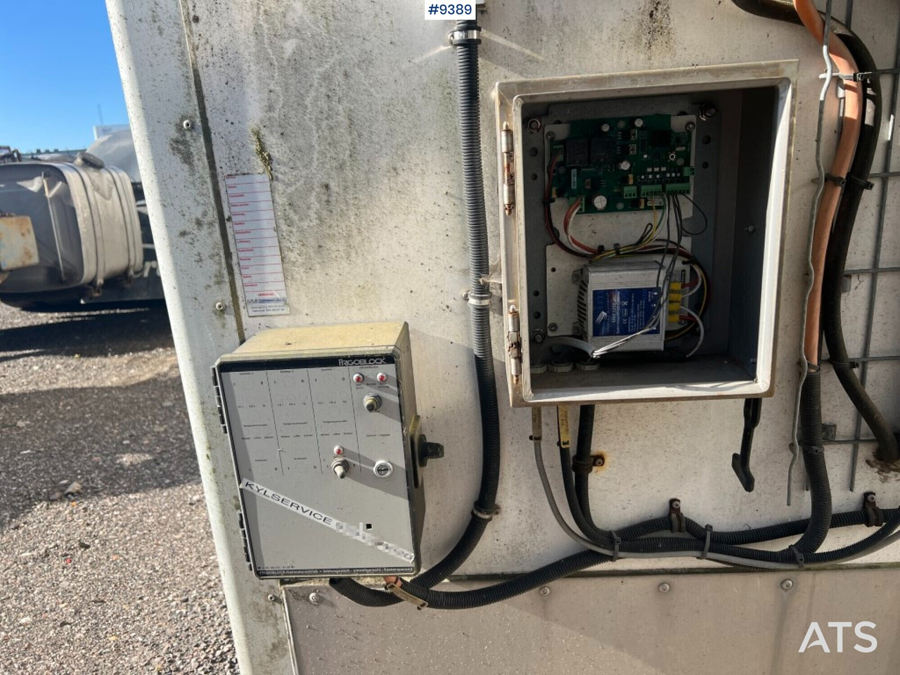 Refrigerated trailer box - Lagab - 6ton - Carrosserie frigorifique: photos 4 Refrigerated trailer box - Lagab - 6ton - Carrosserie frigorifique: photos 4