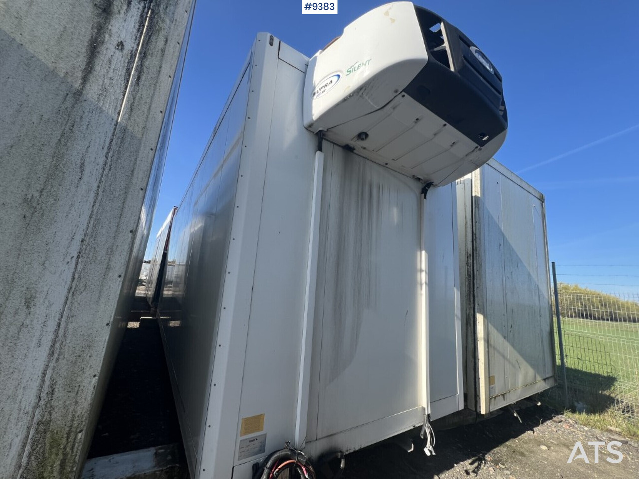 Refrigerated trailer cabinet Schmitz Cargobull - Carrosserie frigorifique: photos 4 Refrigerated trailer cabinet Schmitz Cargobull - Carrosserie frigorifique: photos 4
