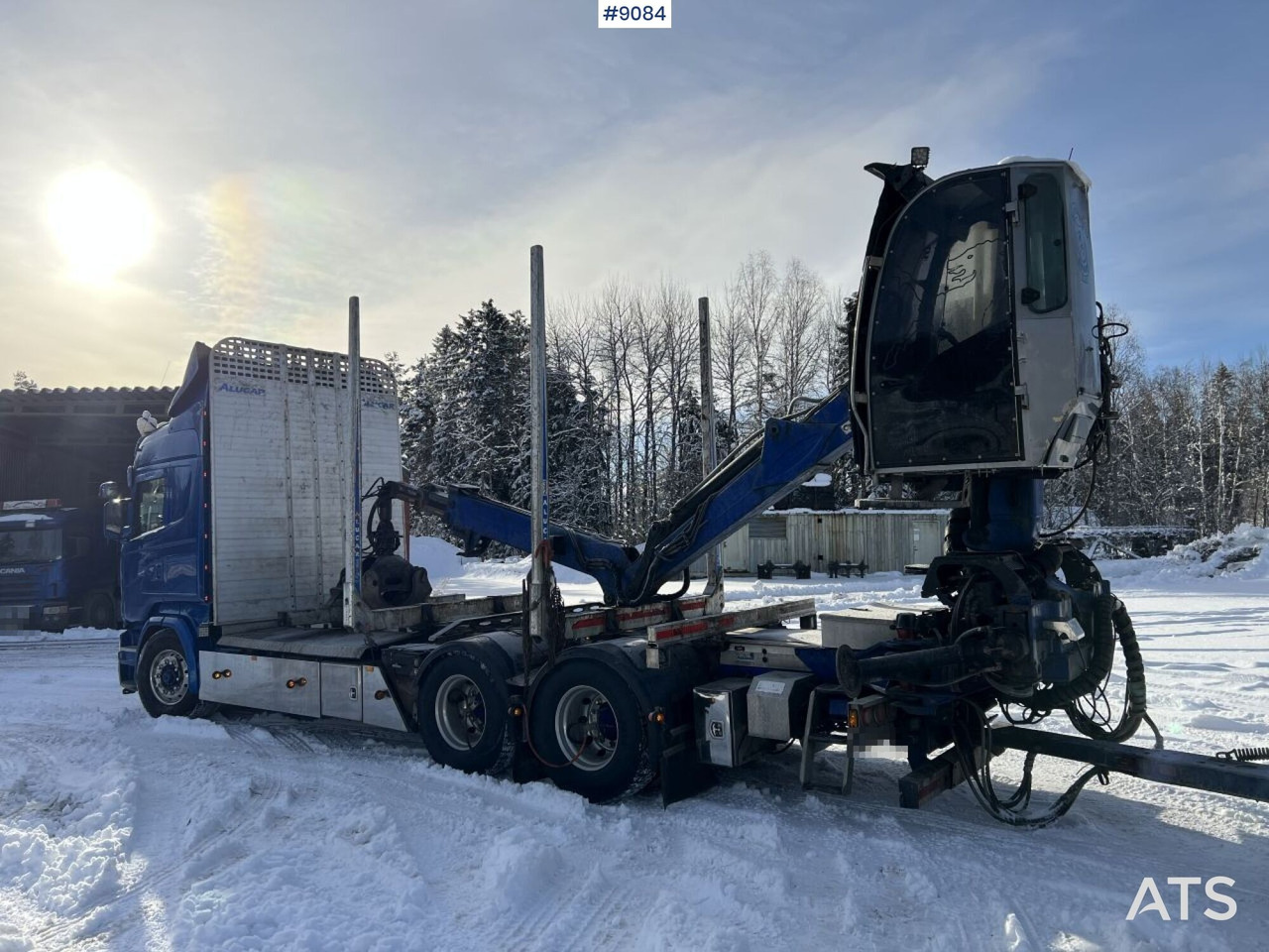 SCANIA R580 6X4 Logging truck with crane (VIDEO) - Camion grumier: photos 3 SCANIA R580 6X4 Logging truck with crane (VIDEO) - Camion grumier: photos 3