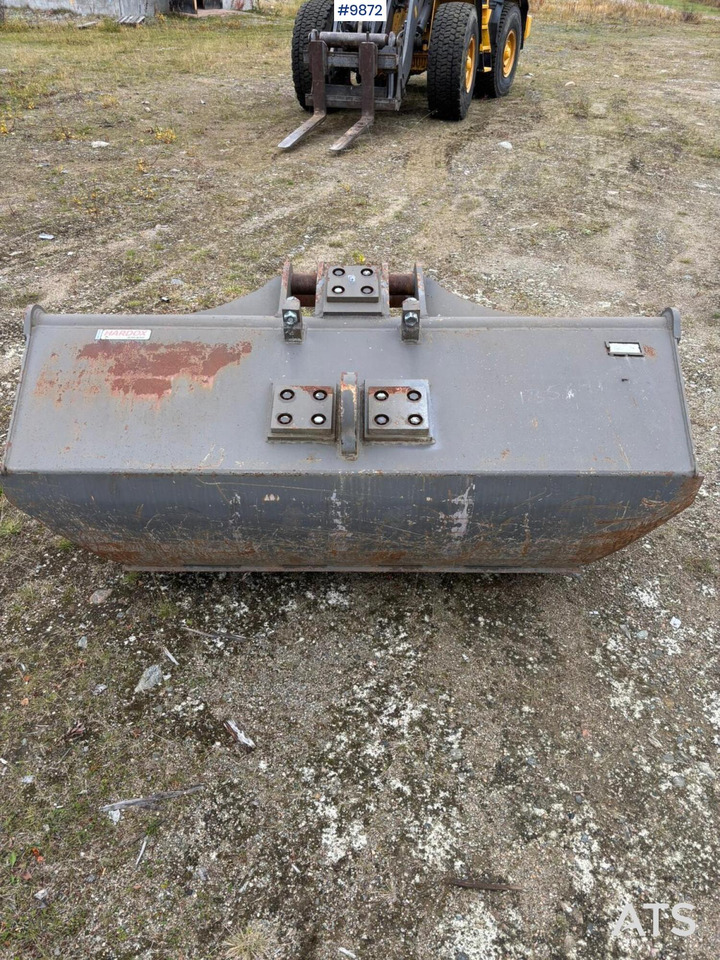 SMP Planer bucket 1250 L - Godet pour pelle: photos 3 SMP Planer bucket 1250 L - Godet pour pelle: photos 3