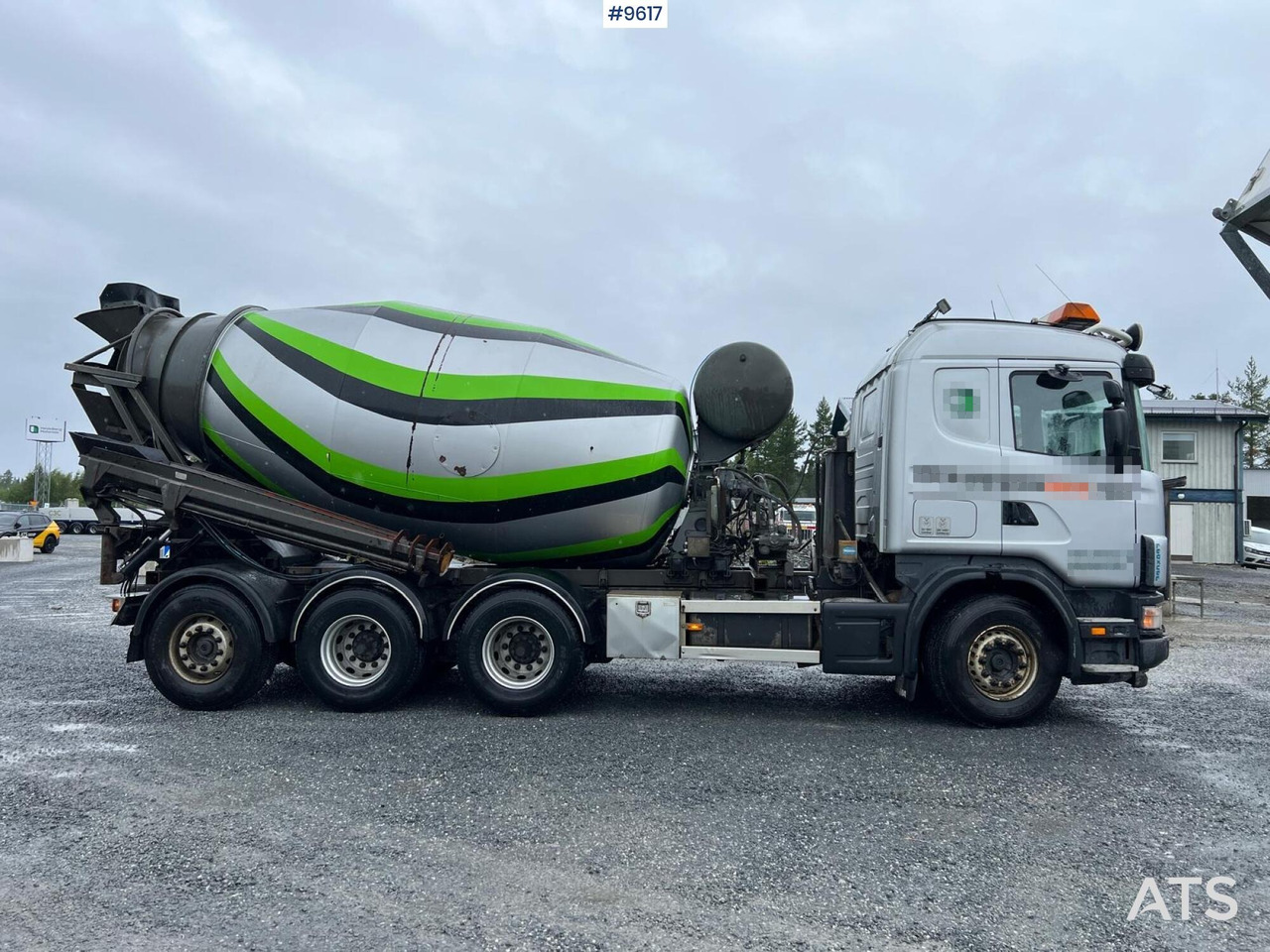 Scania R124 tridem with LAXO quick release / Concrete truck - Camion malaxeur: photos 5 Scania R124 tridem with LAXO quick release / Concrete truck - Camion malaxeur: photos 5