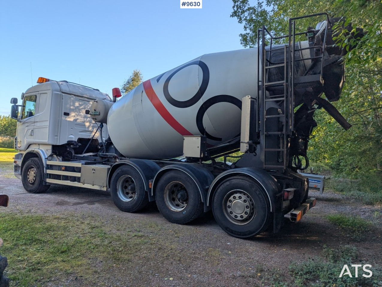 Scania R480 betongbil med hydraulisk ränna - Camion malaxeur: photos 3 Scania R480 betongbil med hydraulisk ränna - Camion malaxeur: photos 3