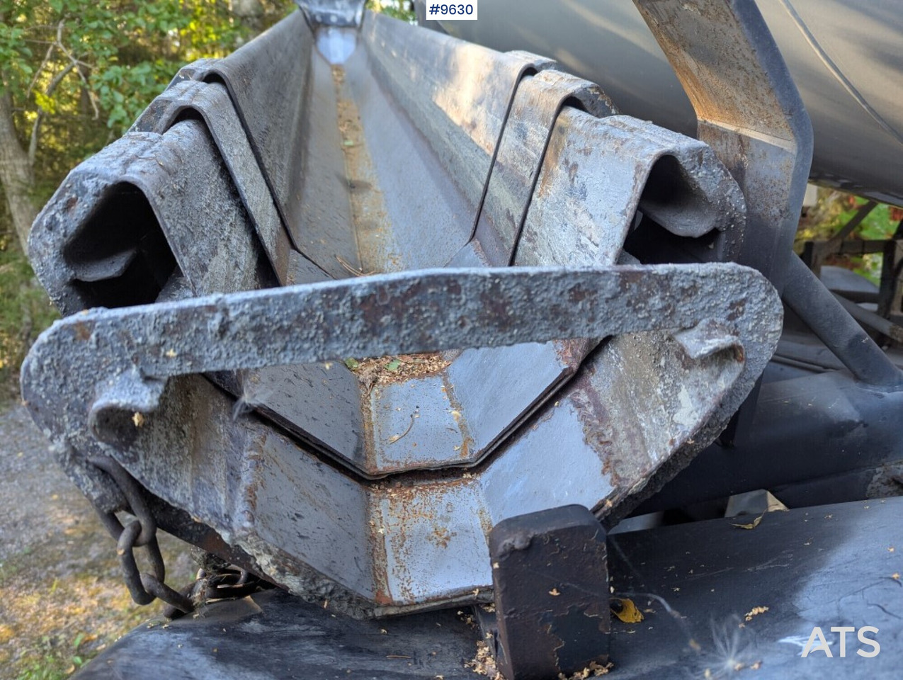 Scania R480 betongbil med hydraulisk ränna - Camion malaxeur: photos 5 Scania R480 betongbil med hydraulisk ränna - Camion malaxeur: photos 5