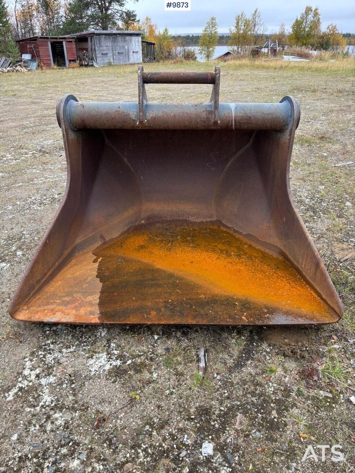 Steelwrist Planer bucket S70 - Godet pour pelle: photos 1 Steelwrist Planer bucket S70 - Godet pour pelle: photos 1