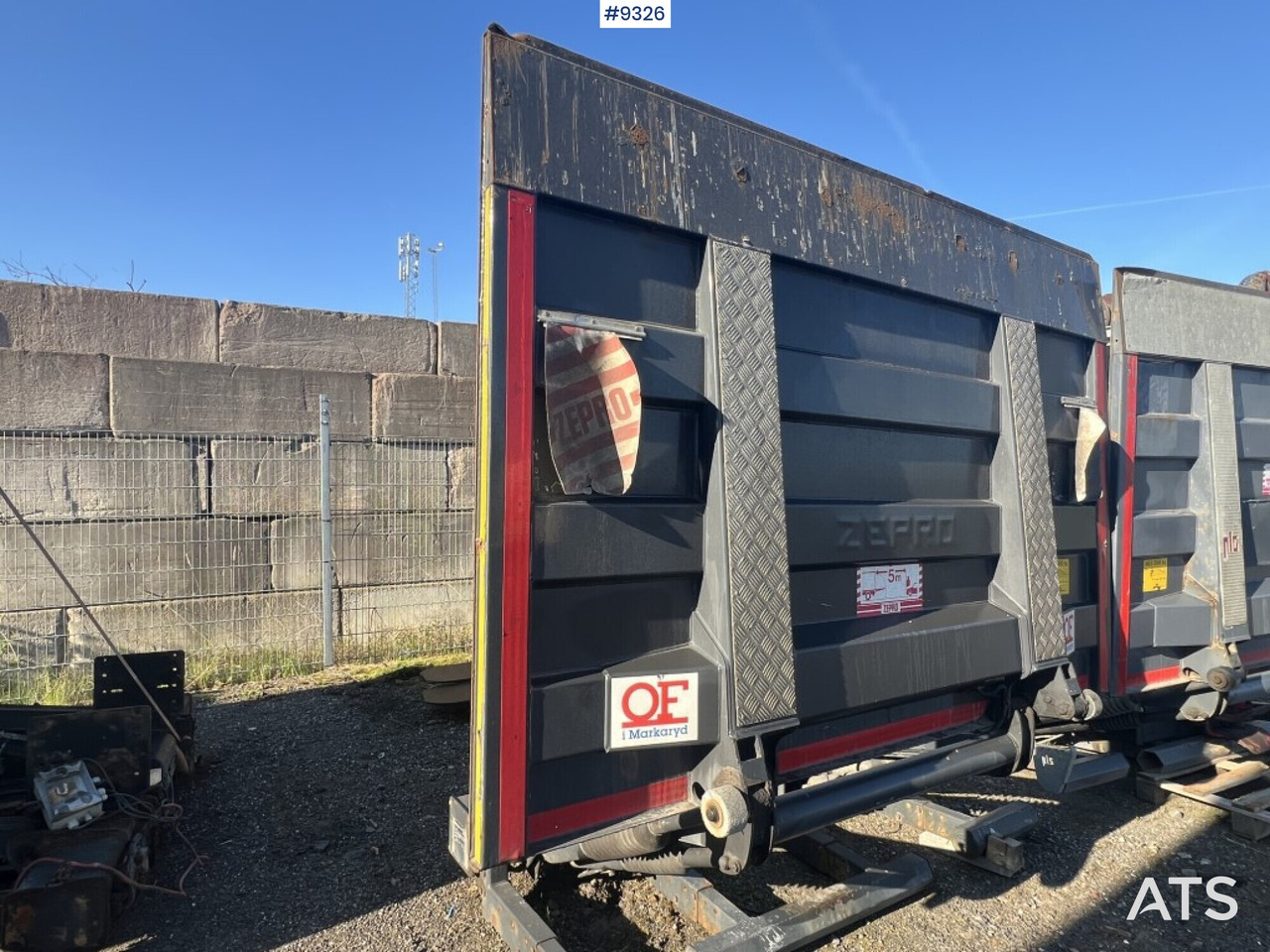 Tail lift Zepro Z2000-175MA - Hayon élévateur: photos 2 Tail lift Zepro Z2000-175MA - Hayon élévateur: photos 2