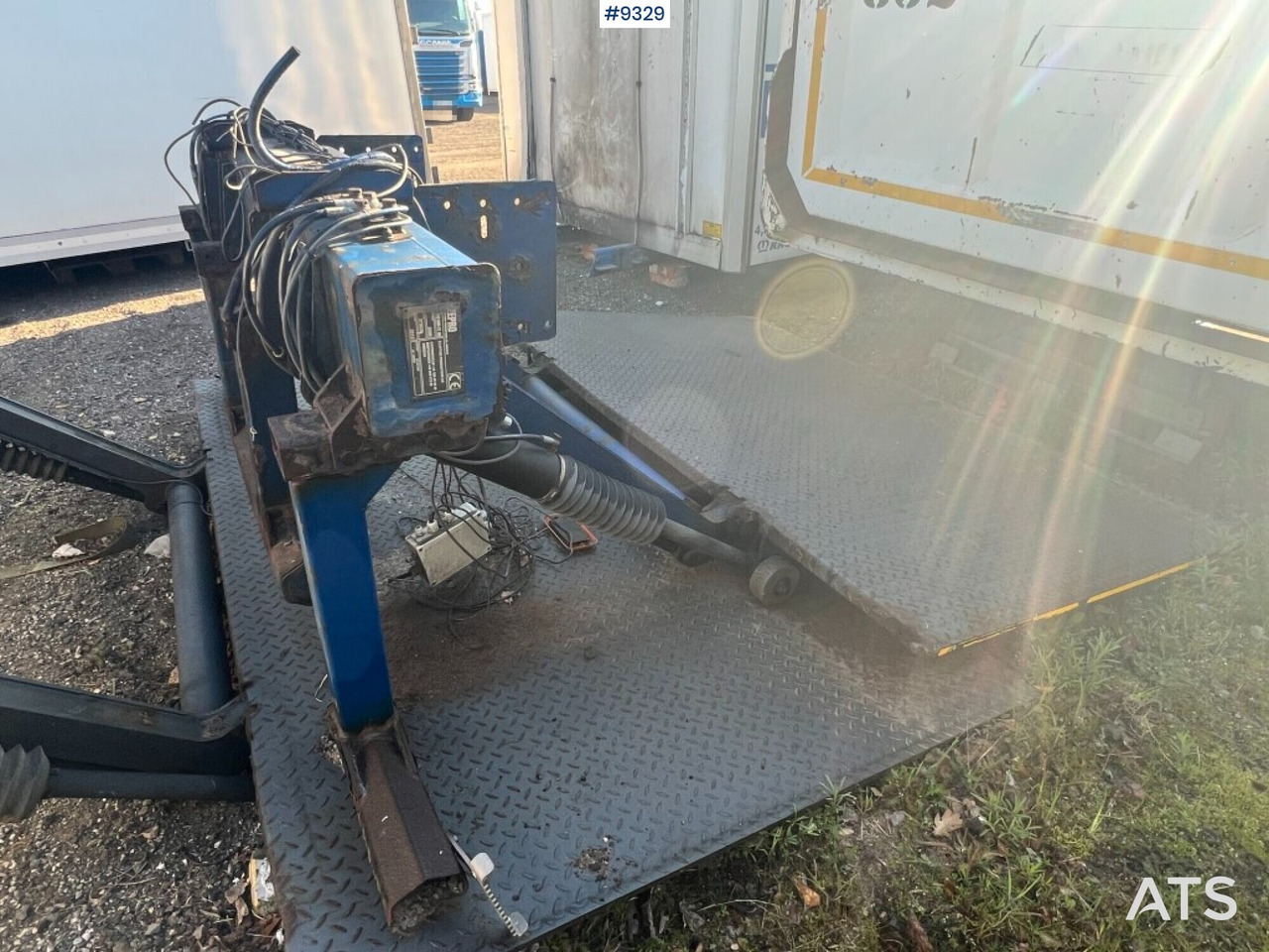 Tail lift - Zepro- ZHD2000-175MA - Hayon élévateur: photos 5 Tail lift - Zepro- ZHD2000-175MA - Hayon élévateur: photos 5