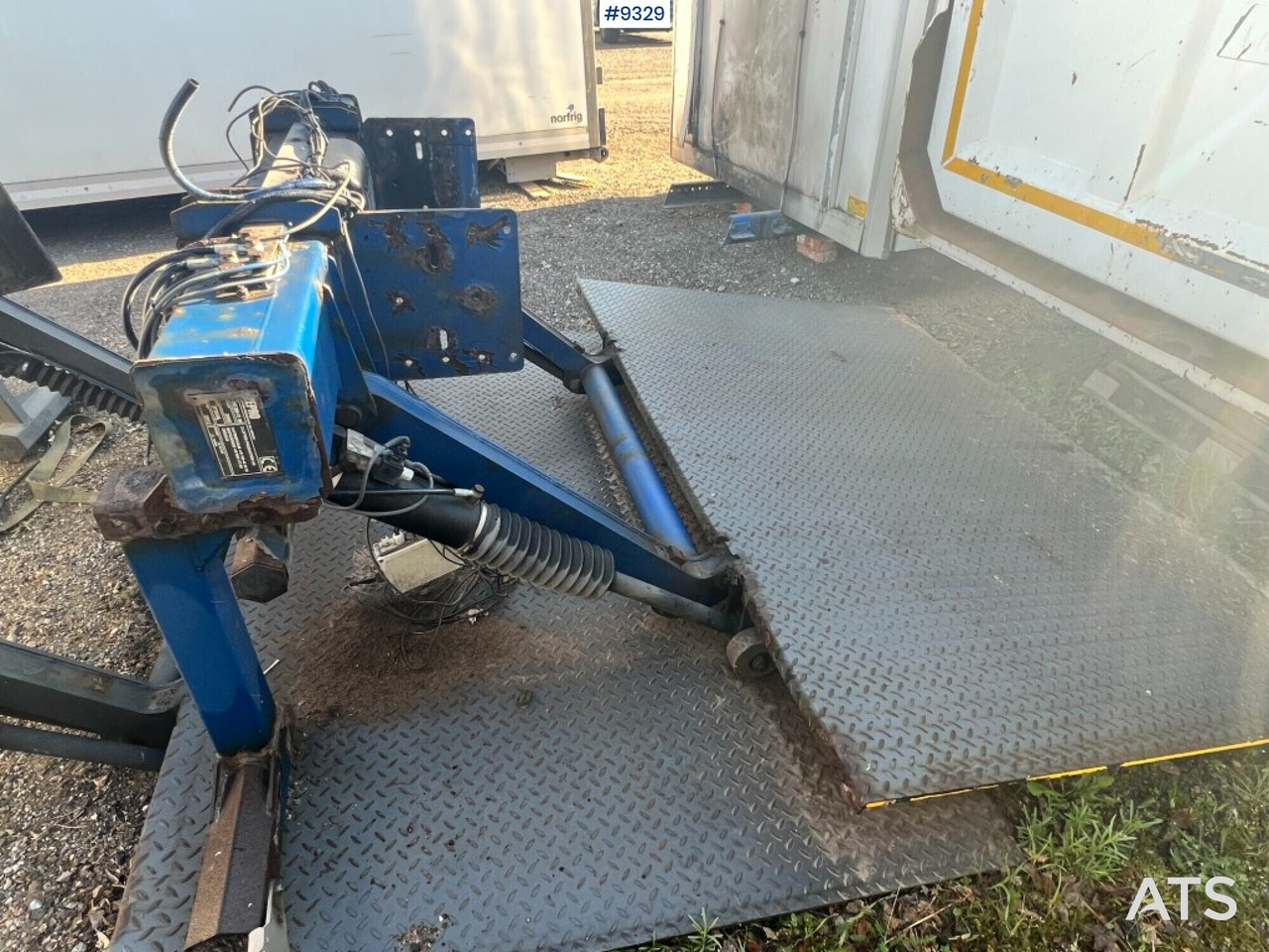 Tail lift - Zepro- ZHD2000-175MA - Hayon élévateur: photos 3 Tail lift - Zepro- ZHD2000-175MA - Hayon élévateur: photos 3