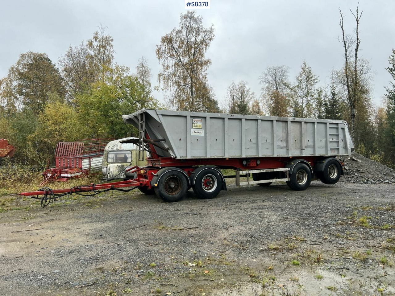 Tipper trailer, Fruehauf TP-87, 4-axles, Dump body Benalu - Remorque benne: photos 2 Tipper trailer, Fruehauf TP-87, 4-axles, Dump body Benalu - Remorque benne: photos 2