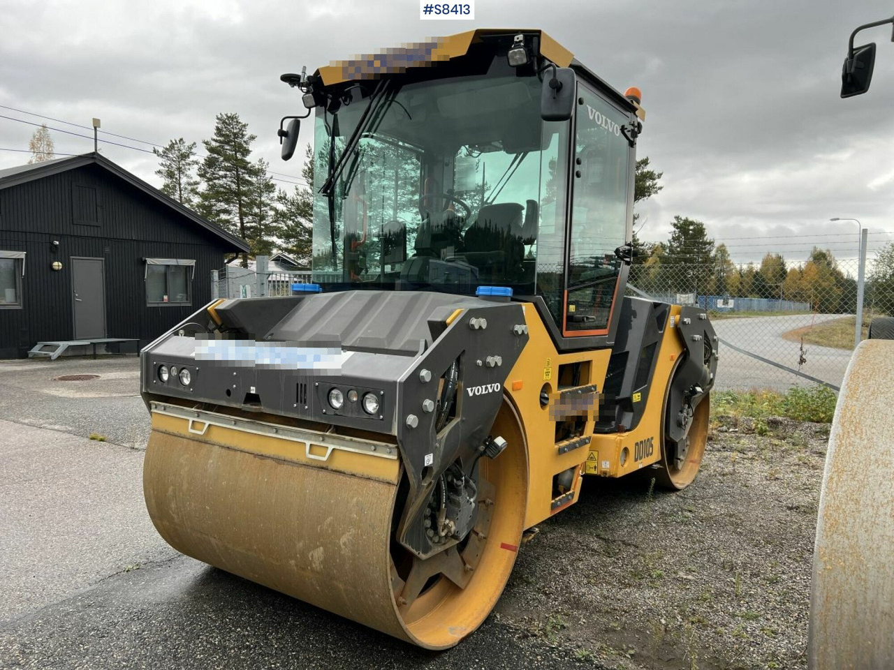 VOLVO DD105 Asphalt Compactor - Compacteur à pieds de mouton/ Monocylindre: photos 1 VOLVO DD105 Asphalt Compactor - Compacteur à pieds de mouton/ Monocylindre: photos 1