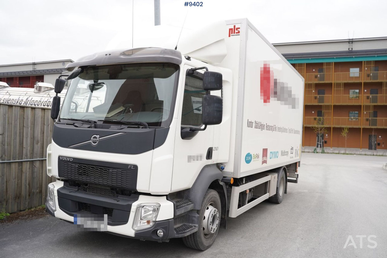VOLVO FL 42 R 210 Box Truck - Camion fourgon: photos 1 VOLVO FL 42 R 210 Box Truck - Camion fourgon: photos 1
