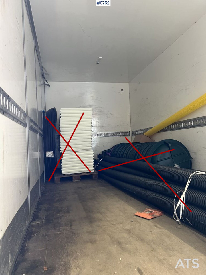 Volkswagen Crafter with tail lift - Fourgon: photos 4 Volkswagen Crafter with tail lift - Fourgon: photos 4