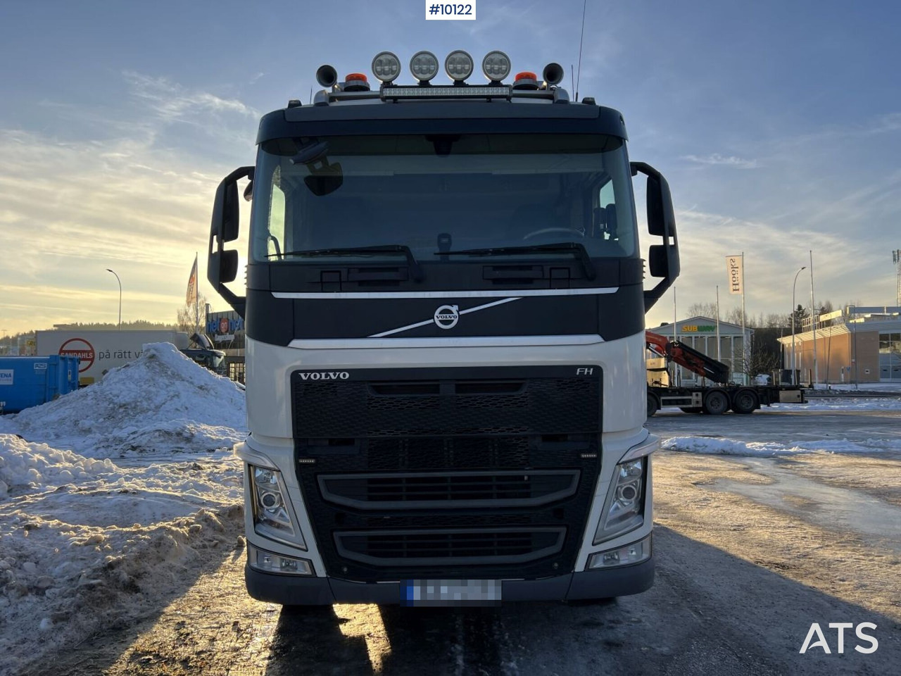 Volvo FH 8*4 Tridem Hooklift with flatbed - Camion ampliroll: photos 2 Volvo FH 8*4 Tridem Hooklift with flatbed - Camion ampliroll: photos 2