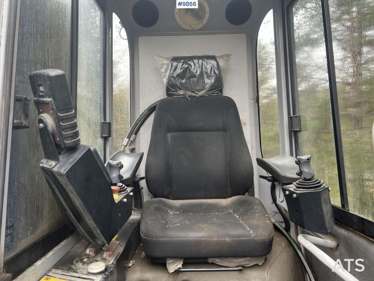 Camion grumier Volvo FH D13 Timber truck with Palfinger M110 crane: photos 7 Camion grumier Volvo FH D13 Timber truck with Palfinger M110 crane: photos 7