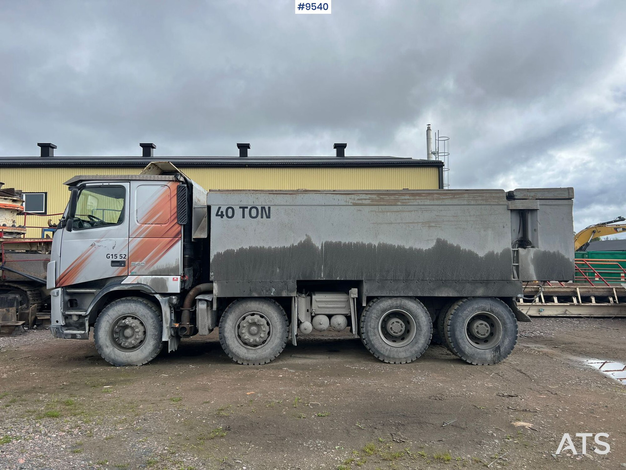 Volvo FH16 8*4 Tipper/Mining truck - Camion benne: photos 4 Volvo FH16 8*4 Tipper/Mining truck - Camion benne: photos 4