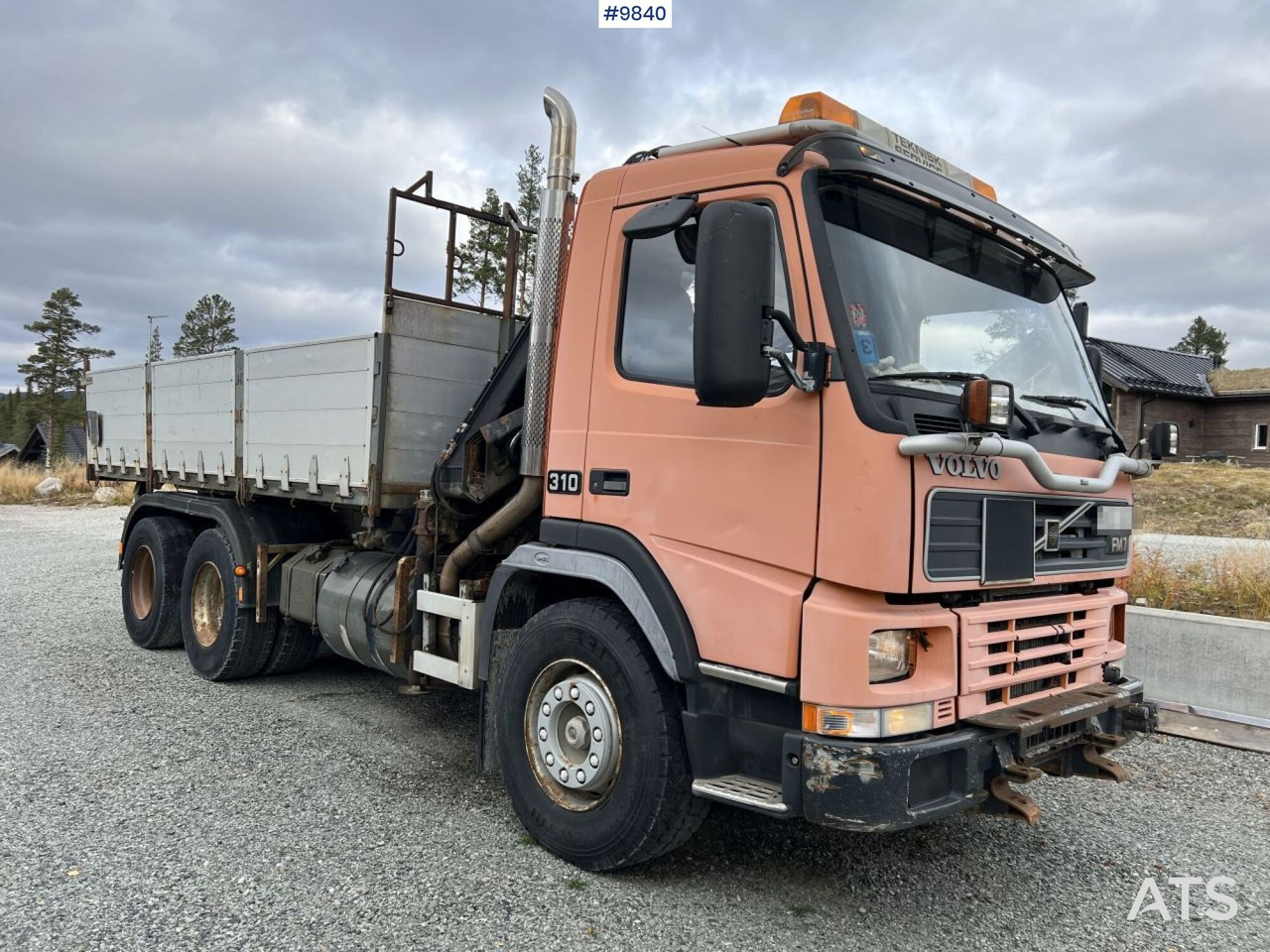 Volvo FM7 crane truck/tipper truck with Hiab 112 (video) - Camion benne: photos 3 Volvo FM7 crane truck/tipper truck with Hiab 112 (video) - Camion benne: photos 3