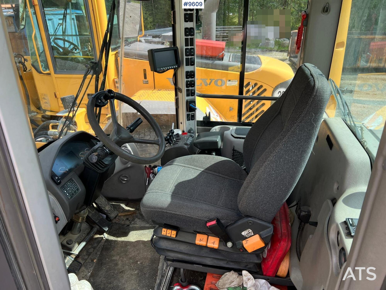 Volvo L90 G wheel loader - Chargeuse sur pneus: photos 5 Volvo L90 G wheel loader - Chargeuse sur pneus: photos 5