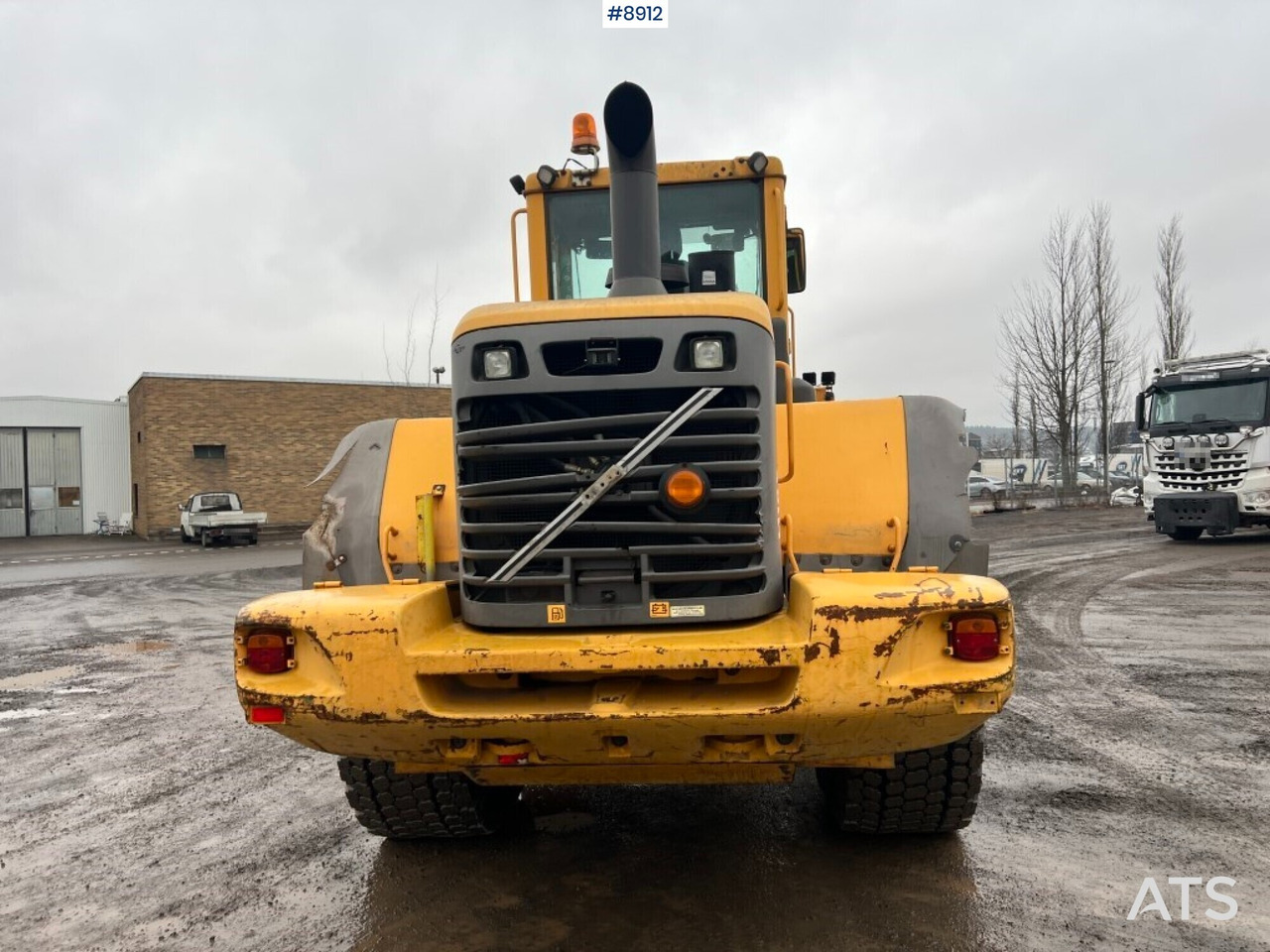 Chargeuse sur pneus Wheel loader - Volvo L110E: photos 9