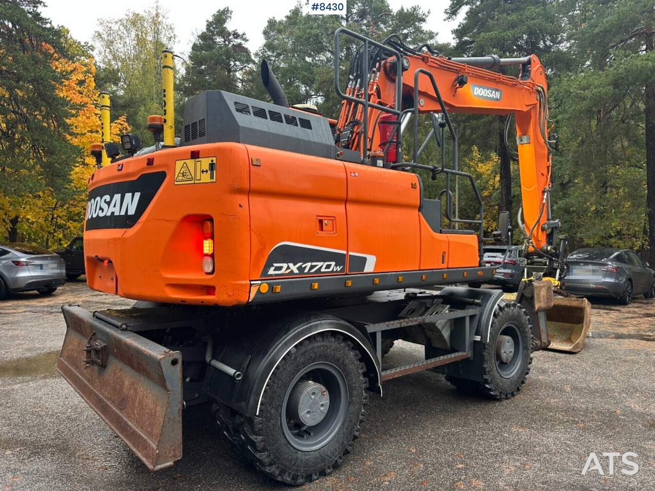 Wheeled Excavator Doosan DX170W (See video) - Pelle sur pneus: photos 5 Wheeled Excavator Doosan DX170W (See video) - Pelle sur pneus: photos 5
