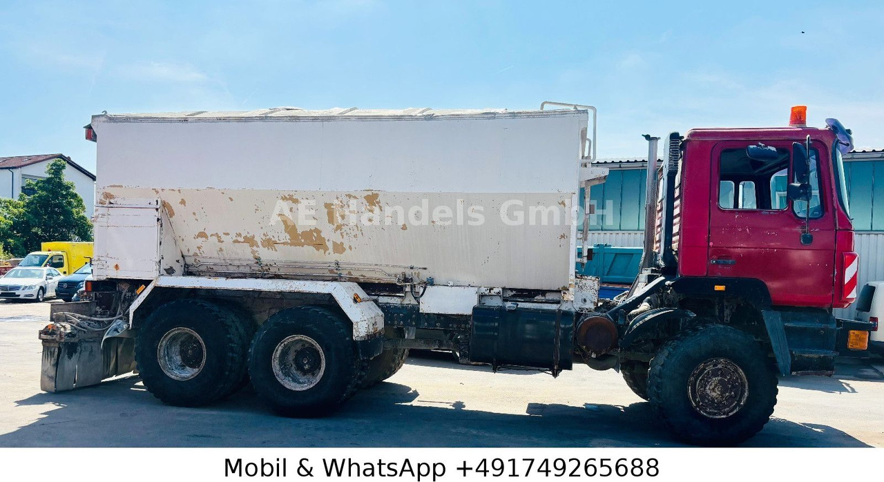 MAN F10 BB 6x6 Bindemittelstreuer *Manual/Analog - Camion: photos 5 MAN F10 BB 6x6 Bindemittelstreuer *Manual/Analog - Camion: photos 5