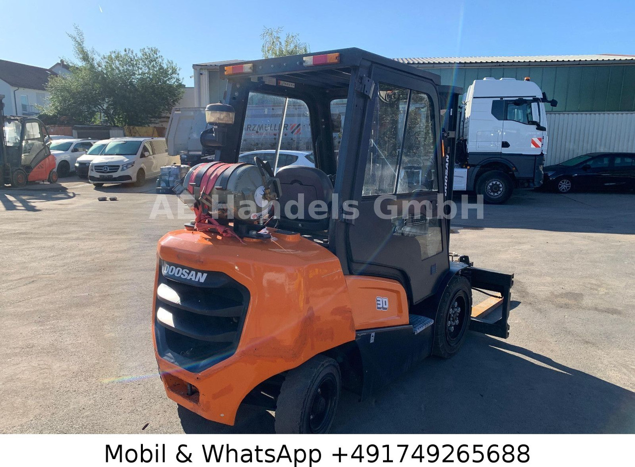 Chariot élévateur à gaz Doosan G30NXP LPG *3000KG HubKraft/1.211STD/BJ:2021: photos 13 Chariot élévateur à gaz Doosan G30NXP LPG *3000KG HubKraft/1.211STD/BJ:2021: photos 13