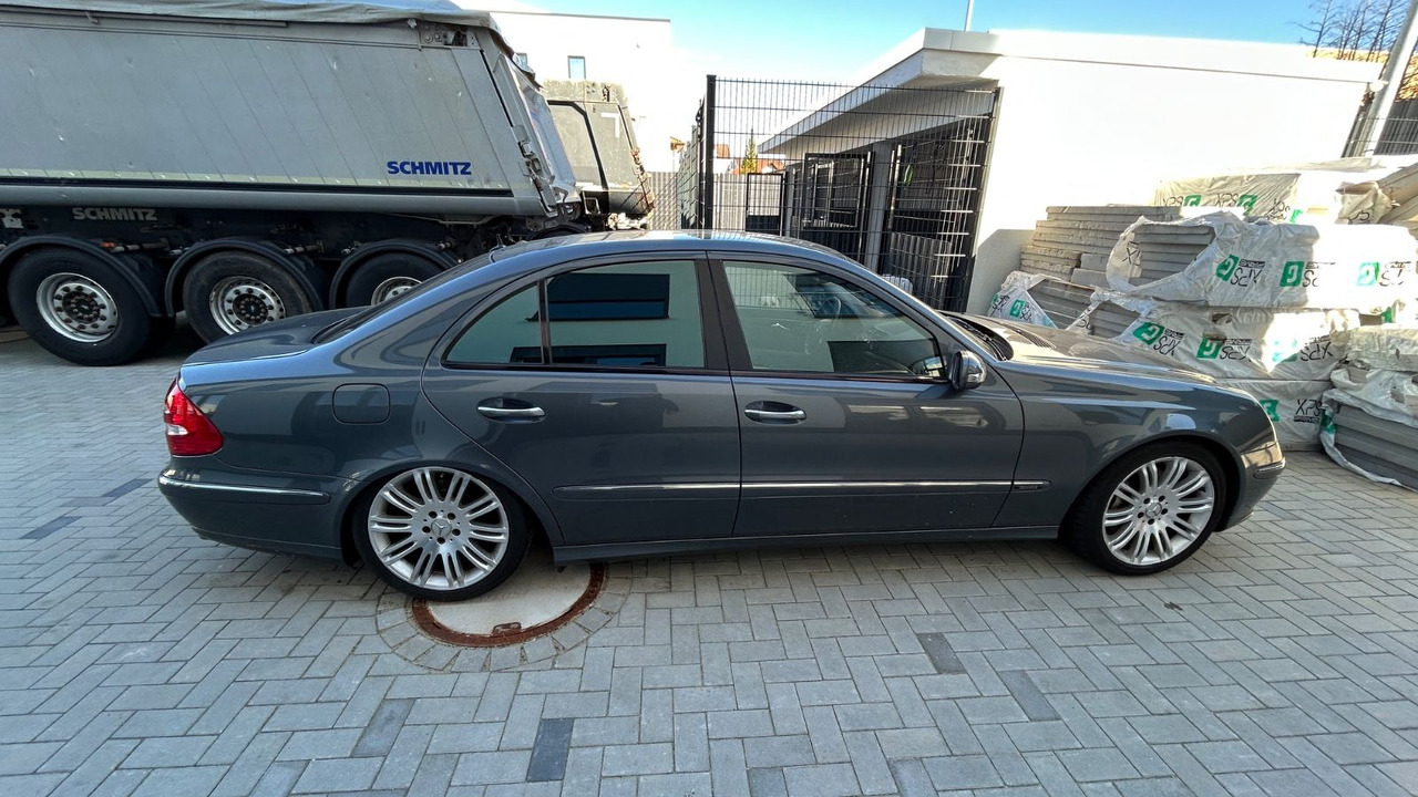 Mercedes-Benz E 350 ELEGANCE *Sport/Harman/Desingo/Massage/PDC - Berline: photos 2 Mercedes-Benz E 350 ELEGANCE *Sport/Harman/Desingo/Massage/PDC - Berline: photos 2