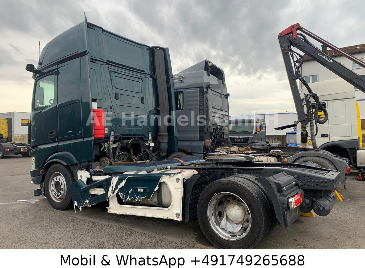 Mercedes-Benz Actros V 1843 L LL LowDeck *Retarder/ACC/2xTank - Tracteur routier: photos 3 Mercedes-Benz Actros V 1843 L LL LowDeck *Retarder/ACC/2xTank - Tracteur routier: photos 3