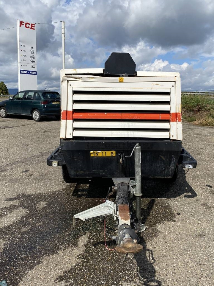 Atlas Copco XAS186DD Euro/Box Certificat CE endommagé - Compresseur d'air: photos 2 Atlas Copco XAS186DD Euro/Box Certificat CE endommagé - Compresseur d'air: photos 2