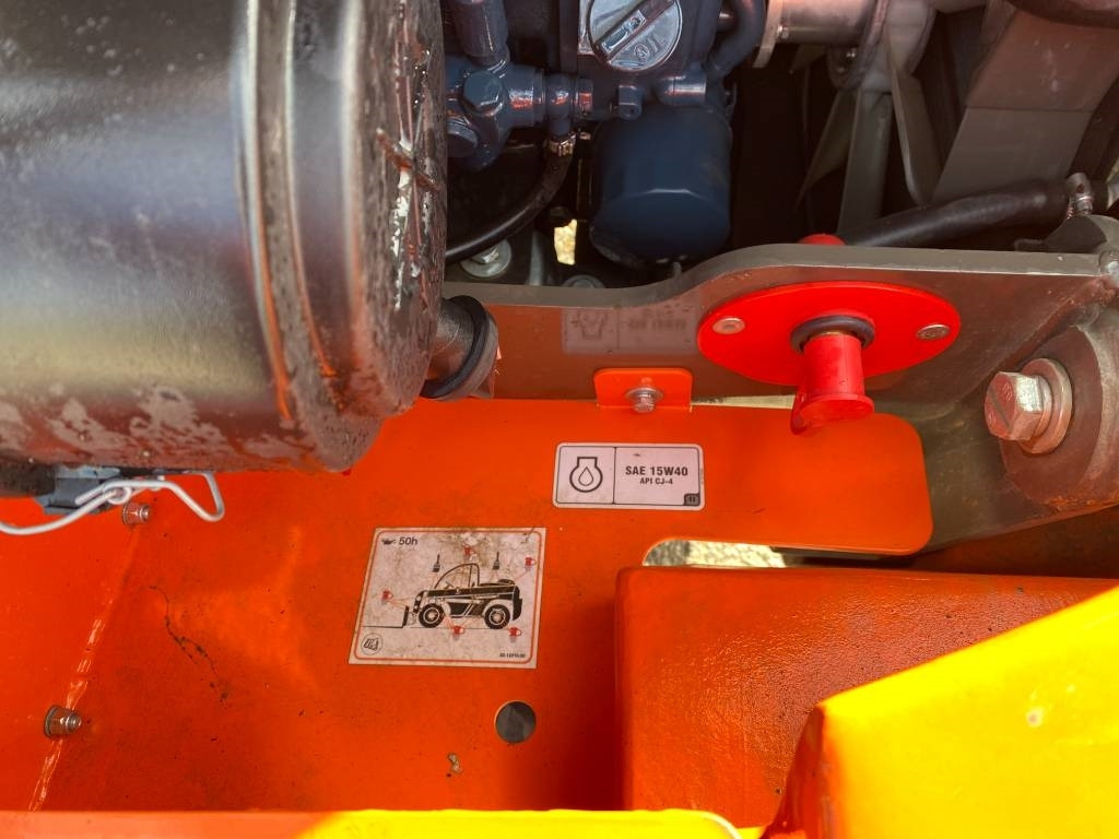 Chargeuse sur pneus télescopique Ausa T 235H /Origine Française avec Certificat CE: photos 50 Chargeuse sur pneus télescopique Ausa T 235H /Origine Française avec Certificat CE: photos 50