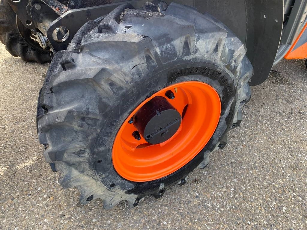 Chargeuse sur pneus télescopique Ausa T 235H /Origine Française avec Certificat CE: photos 17 Chargeuse sur pneus télescopique Ausa T 235H /Origine Française avec Certificat CE: photos 17