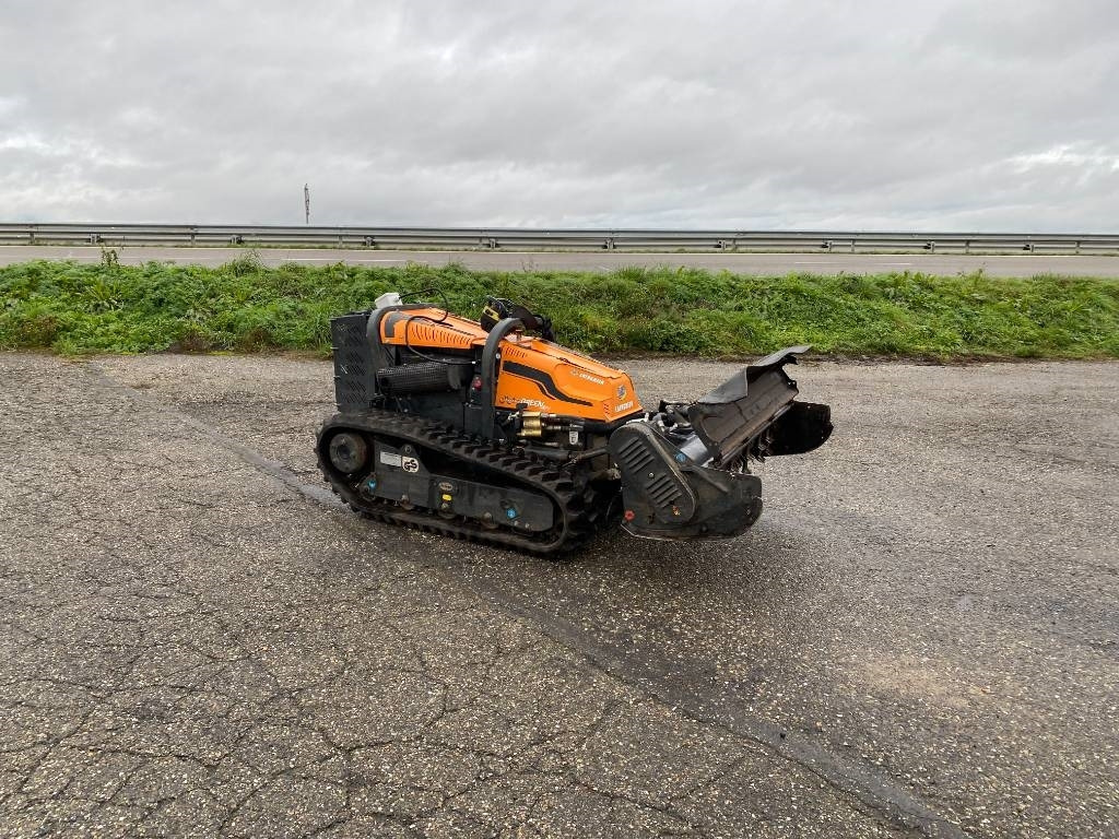 Energreen ENERGREEN ROBOGREEN EVO + HEAD 130 1er Main - Broyeur forestier: photos 3 Energreen ENERGREEN ROBOGREEN EVO + HEAD 130 1er Main - Broyeur forestier: photos 3