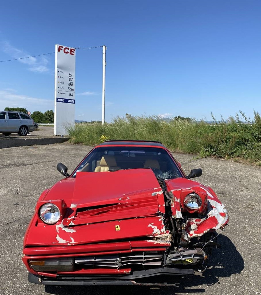 Ferrari 328 GTS / Origine Française endommagé - Voiture: photos 3 Ferrari 328 GTS / Origine Française endommagé - Voiture: photos 3