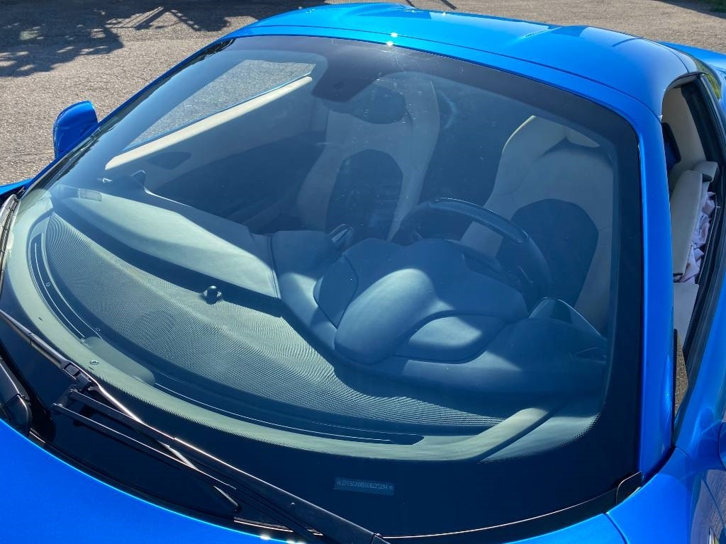 Cabriolet Ferrari 488 SPIDER -Carte Grise Française endommagé: photos 30 Cabriolet Ferrari 488 SPIDER -Carte Grise Française endommagé: photos 30