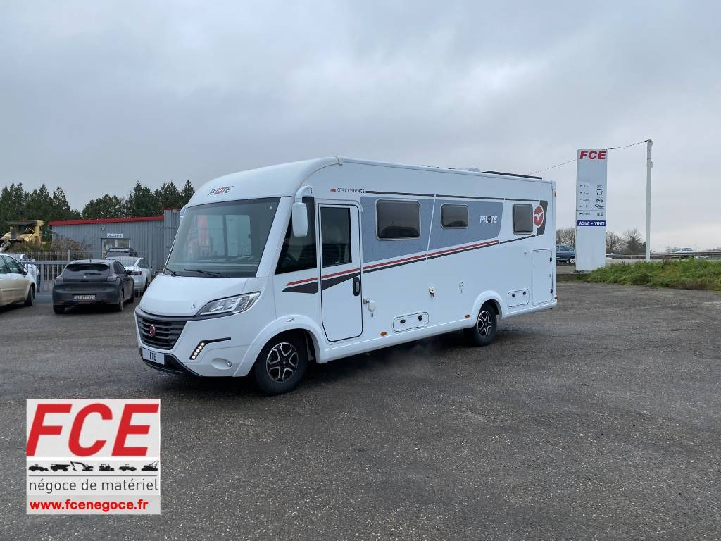 Fiat DUCATO MAXI 160 Multijet 2,2D/PILOTE G741endommagé - Camping-car intégral: photos 1 Fiat DUCATO MAXI 160 Multijet 2,2D/PILOTE G741endommagé - Camping-car intégral: photos 1