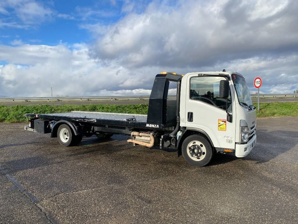 Isuzu P75-S2/MONZA 1er Main Carte grise Française - Remorqueuse: photos 4 Isuzu P75-S2/MONZA 1er Main Carte grise Française - Remorqueuse: photos 4