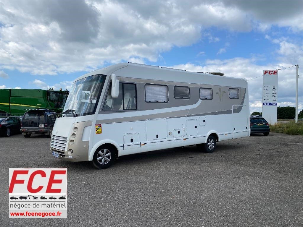 Iveco Niesmann+Bischoff FLAIR 800i CEBW - Camping-car intégral: photos 1 Iveco Niesmann+Bischoff FLAIR 800i CEBW - Camping-car intégral: photos 1