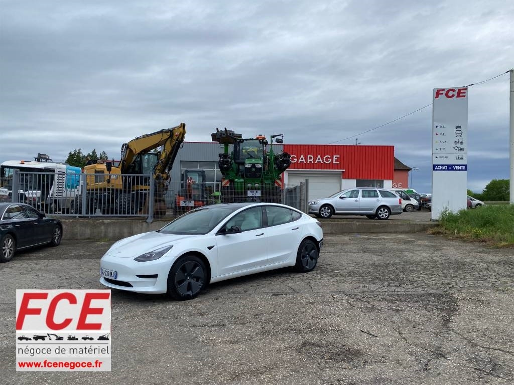 Tesla MODEL 3 5YJ3 - Rwd-Carte Grise Française endommagé - Voiture: photos 1 Tesla MODEL 3 5YJ3 - Rwd-Carte Grise Française endommagé - Voiture: photos 1