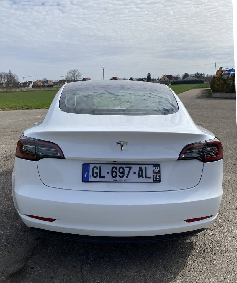 Tesla MODEL 3 - 5YJ3 Rwd Origine Française - Berline: photos 5 Tesla MODEL 3 - 5YJ3 Rwd Origine Française - Berline: photos 5