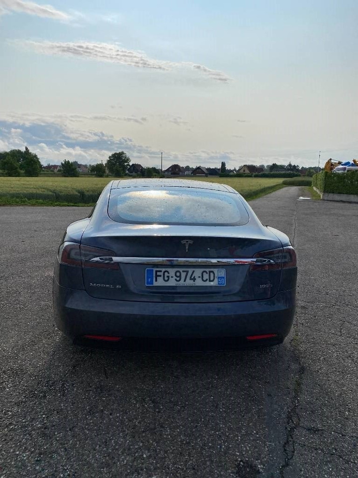 Tesla MODEL S 100D Carte Grise Française endommagée - Voiture: photos 5 Tesla MODEL S 100D Carte Grise Française endommagée - Voiture: photos 5