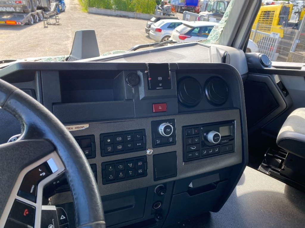Tracteur routier Renault T 460DTI 11 RETARDER Carte Grise Française: photos 18