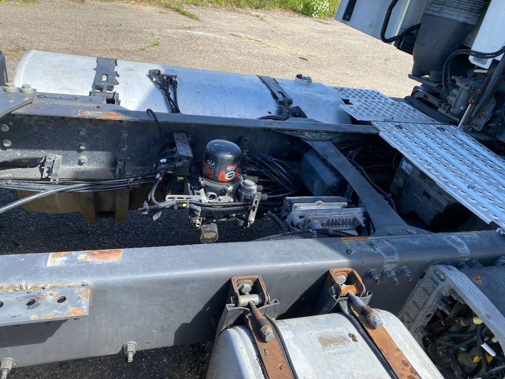 Tracteur routier Renault T 460DTI 11 RETARDER Carte Grise Française: photos 38