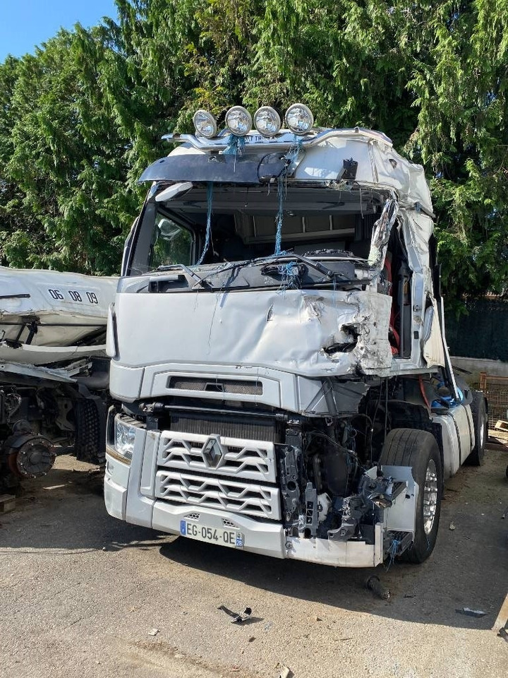 Renault T 520 Vente en pièces détachée - Tracteur routier: photos 2 Renault T 520 Vente en pièces détachée - Tracteur routier: photos 2