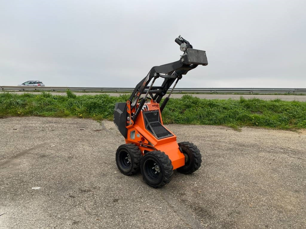WorkyQuad WORKYQUAD SSQ15D Origine Française endommagée - Valet de ferme: photos 3 WorkyQuad WORKYQUAD SSQ15D Origine Française endommagée - Valet de ferme: photos 3