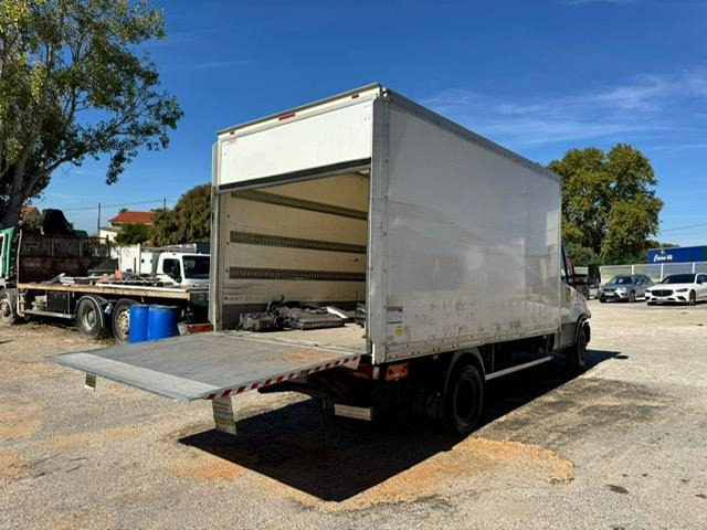 Iveco 70C180 CAISSE HAYON - Fourgon: photos 5 Iveco 70C180 CAISSE HAYON - Fourgon: photos 5
