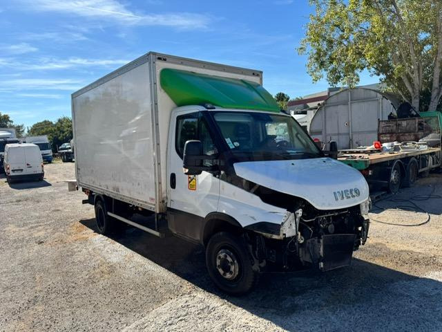 Iveco 70C180 CAISSE HAYON - Fourgon: photos 3 Iveco 70C180 CAISSE HAYON - Fourgon: photos 3