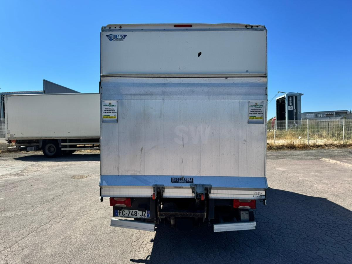 Iveco Daily 35C14 - Fourgon: photos 5 Iveco Daily 35C14 - Fourgon: photos 5