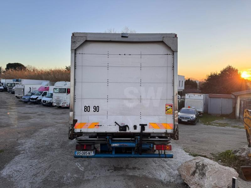 Mercedes Atego 1218 - Camion fourgon: photos 5 Mercedes Atego 1218 - Camion fourgon: photos 5